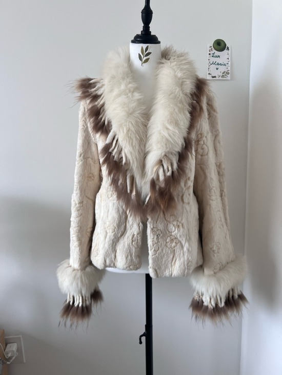 Vintage Jackets & Blazers - Vintage Cream White Real Rabbit Fur Jacket w Fox Fur Collar & Cuffs M Floral Y2K
